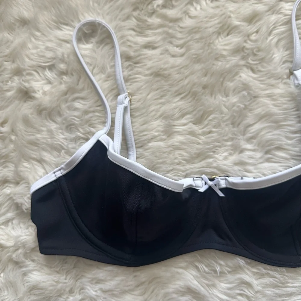 Pink By Frankies Bikinis Buttercup Bikini Top Swim Top Black White S